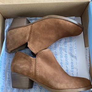 Naturalizer | Brown Heeled Booties